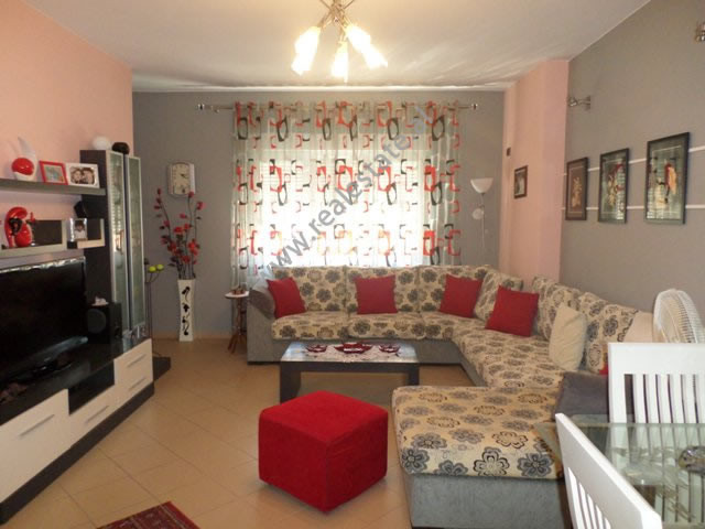 Appartement une chambre à louer près de la place wilson à Tirana, albanie (trr-818-16d) (2)