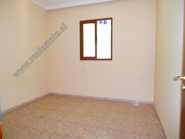 Zwei-zimmer-wohnung zum verkauf in der don bosko-straße in Tirana, albanien (trs-718-71l) (5)