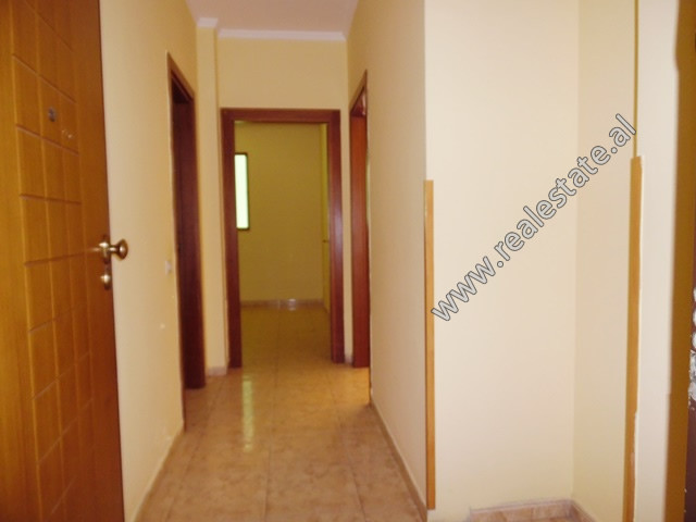 Zwei-zimmer-wohnung zum verkauf in der don bosko-straße in Tirana, albanien (trs-718-71l) (6)