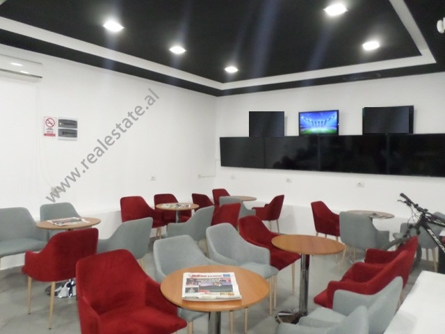 Magasin à vendre dans le quartier de xhamlliku à Tirana, albanie (trs-718-36e) (2)