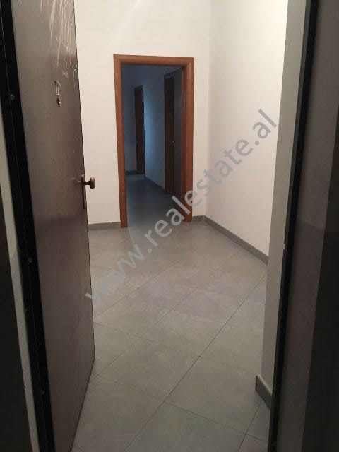 Apartamento de dois quartos à venda na rua lagjia lule em Durrës, albânia (drs-718-1e) (3)