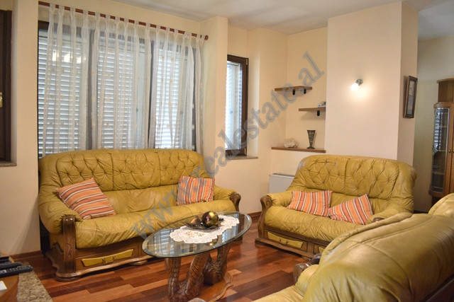 Apartament për shitje në Vlorë, me pamje të shkëlqyer nga deti, shqipëri (vls-518-2a) (7)