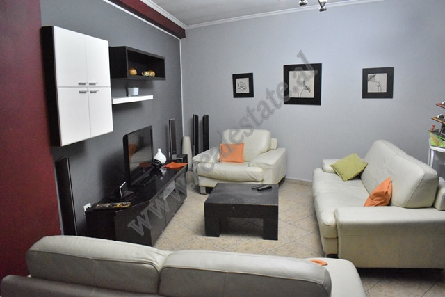 Appartement de deux chambres à louer près de la rue barrikadave à Tirana, albanie (trr-518-68d) (3)