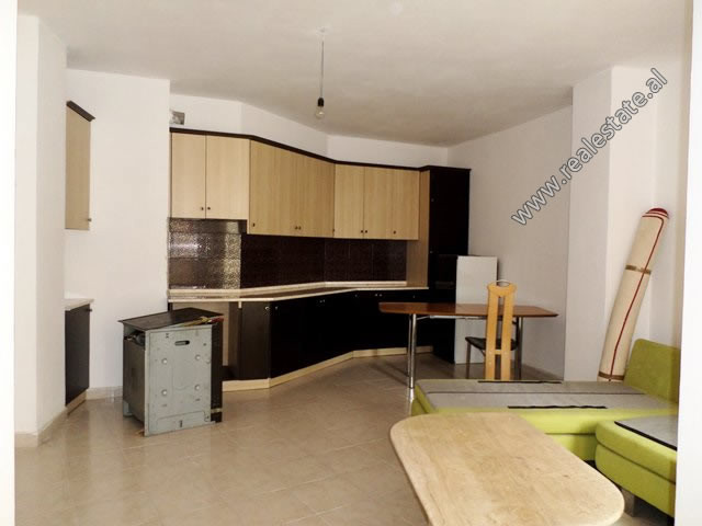 Einzimmerwohnung zum verkauf im Astir-viertel in Tirana, albanien (3)