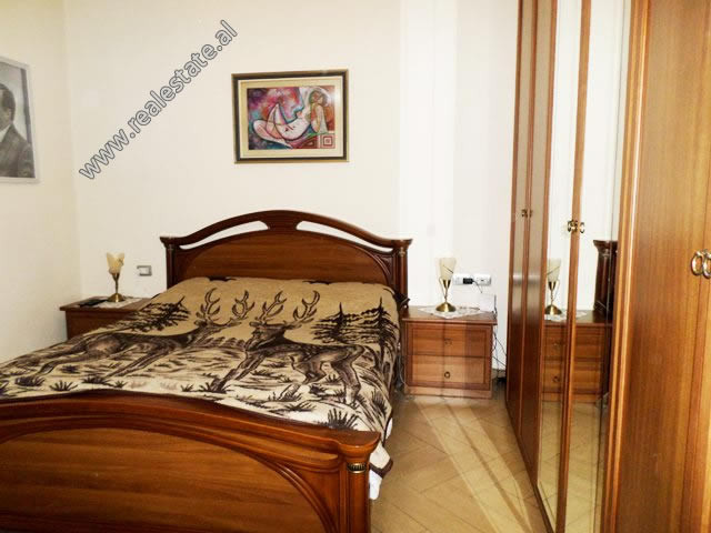 Apartament me tre dhoma gjumi për shitje në rrugën mine peza në Tiranë, shqipëri (trs-218-59l) (6)