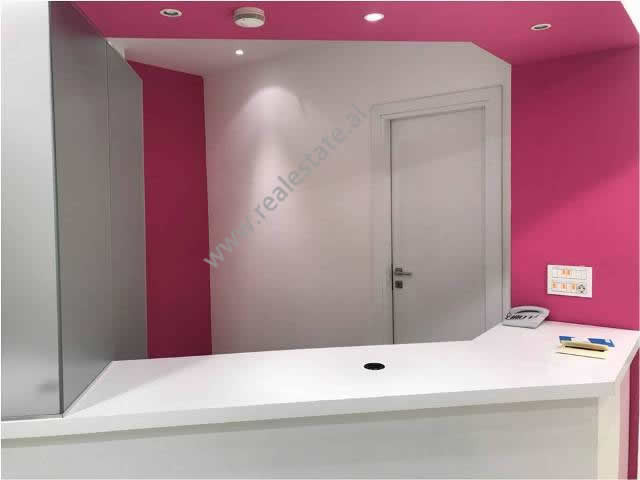 Espace commercial à vendre dans les twin towers de Tirana, albanie (trs-218-41r) (2)