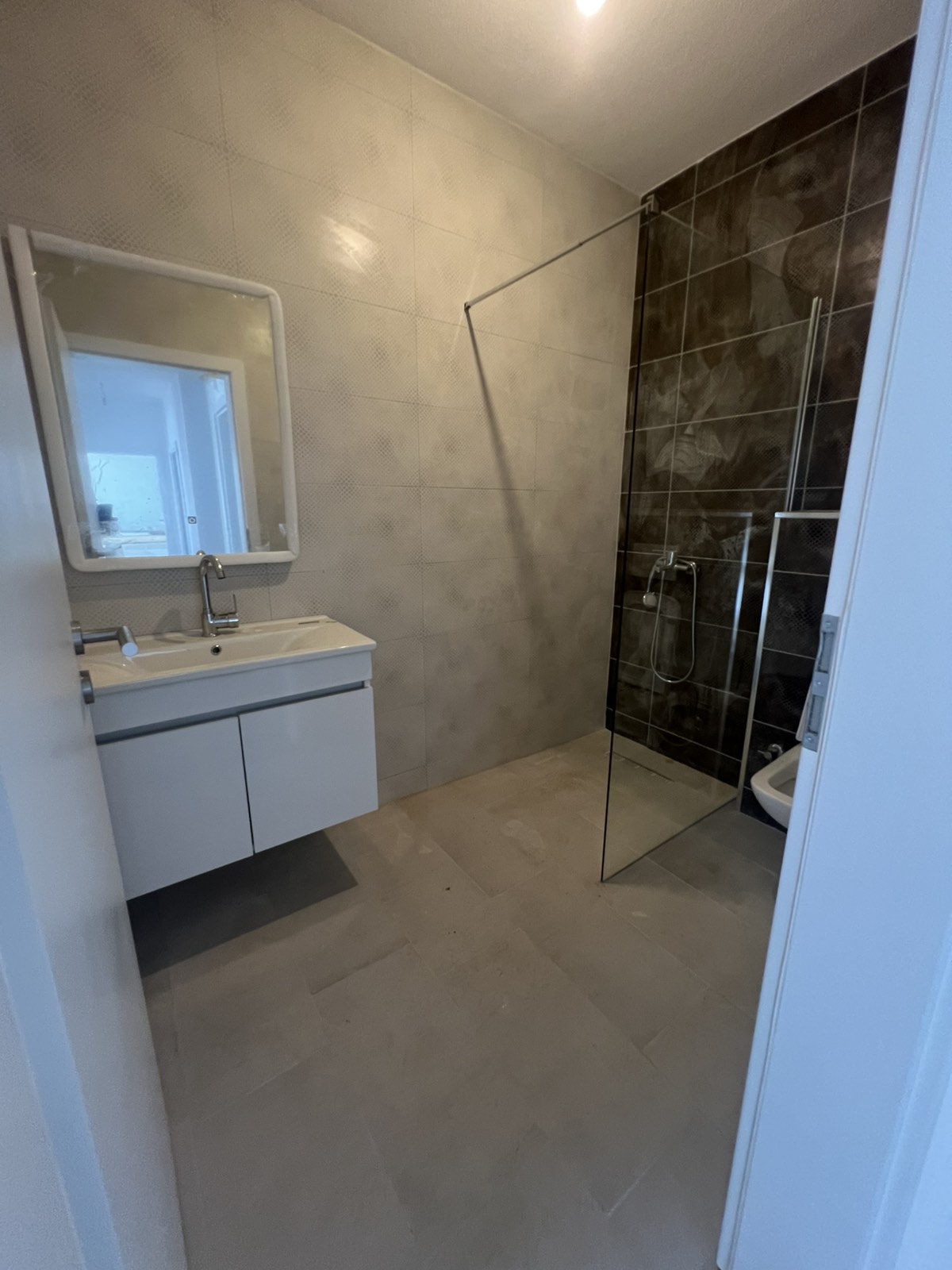 Apartamento à venda no bairro Mati 1