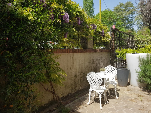 Apartament luksoz për qira në rrugën gjin bue shpata në Tiranë, shqipëri (trr-1017-16a)