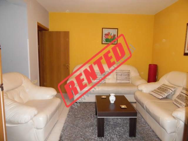 Appartamento con una camera da letto in affitto vicino a via Durrës a Tirana (trr-817-28k)