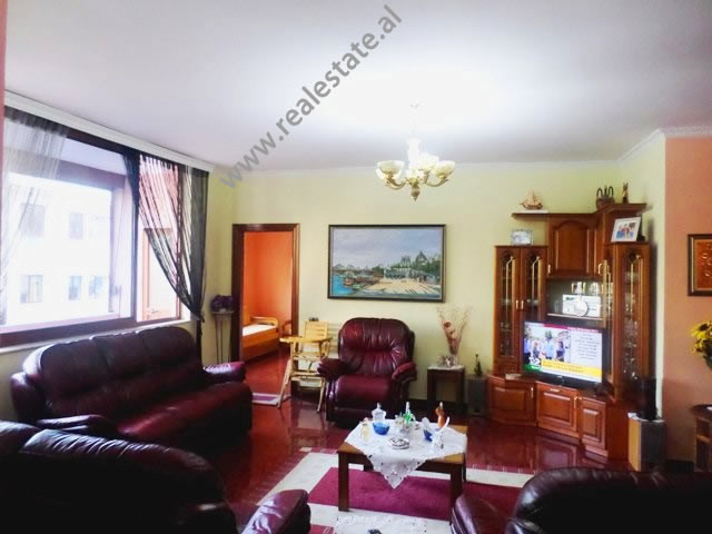 Apartamento de tres habitaciones en venta cerca del taivan complex en Tirana, albania (trs-617-67k) (4)