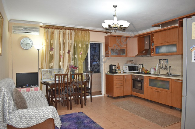 Wohnung zum verkauf in der nähe der mihal grameno schule in Tirana, albanien (trs-617-14k) (3)