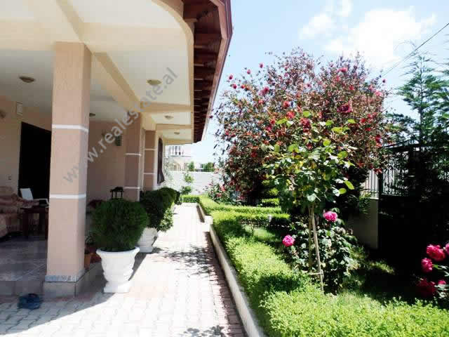 Zweistöckige villa zum verkauf in der nähe der vath turja straße in durres, albanien (drs-517-2d) (3)