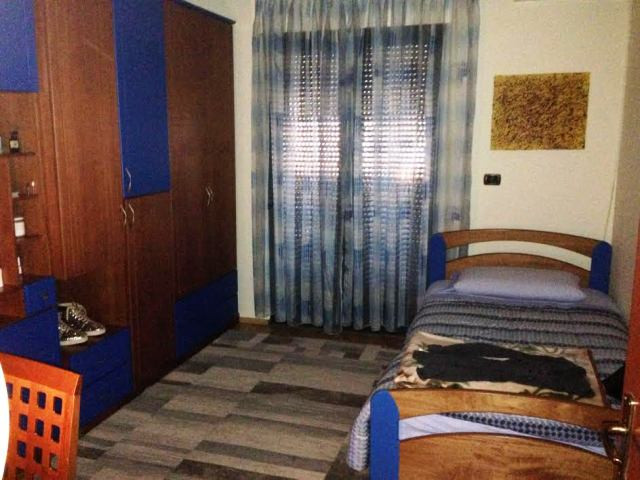 Trejë dhomë apartament për shitje në rrugën ibrahim rugova në Tiranë, shqipëri (trs-217-31a)