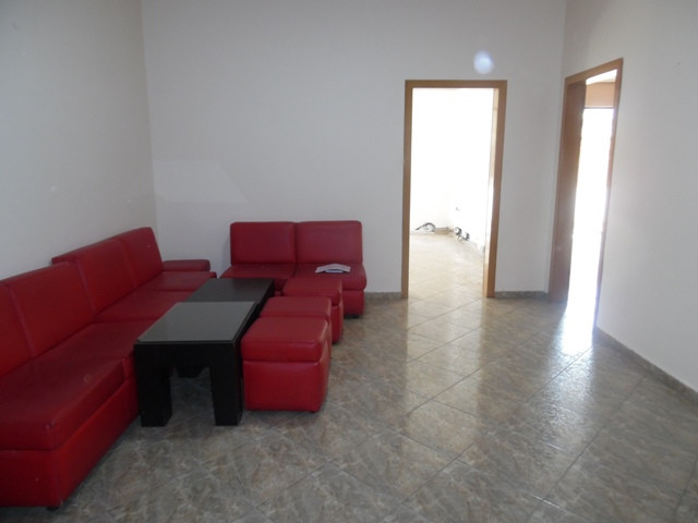 Office apartment for rent in elbasani street in Tirana, albania (trr-117-47d) (2)