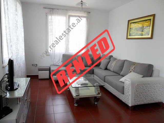 Një dhomë apartament për qira në rrugën myslym shyri në Tiranë, shqipëri (trr-816-3b)