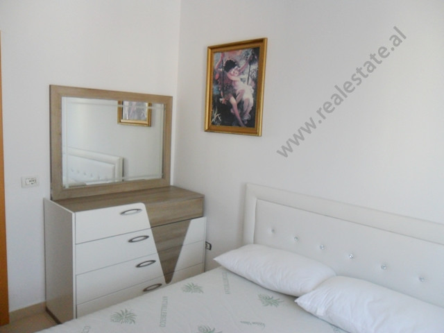 Një dhomë apartament për qira në rrugën myslym shyri në Tiranë, shqipëri (trr-816-3b)