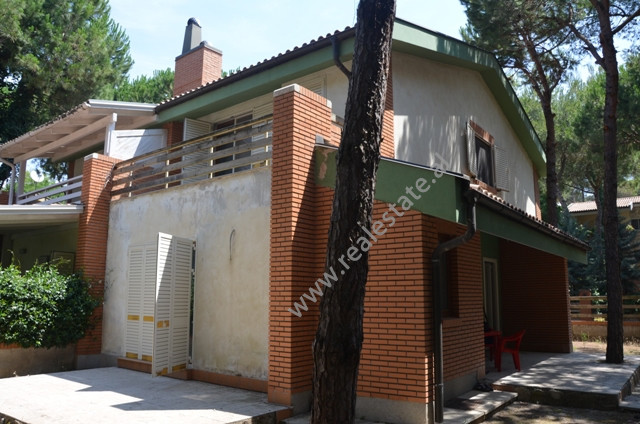 Villa su due piani in vendita vicino alla costa di golem a durres, albania (gls-716-1k) (2)