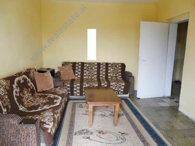 Ein-zimmer-wohnung zum verkauf in der muhamet gjollesha straße in Tirana, albanien (trs-516-26b)