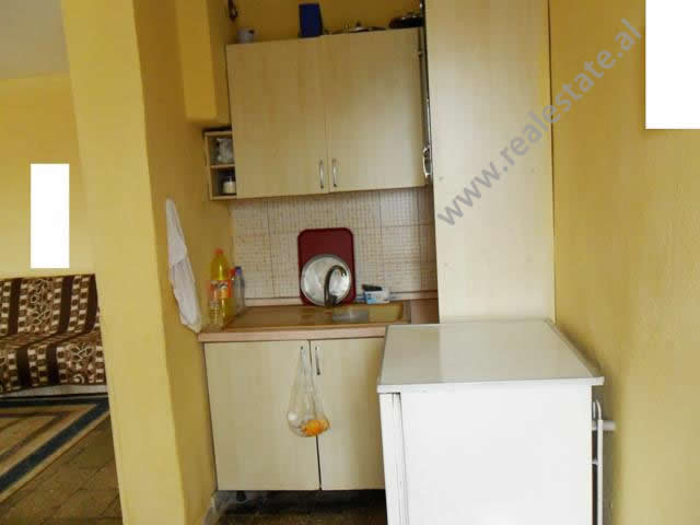 Ein-zimmer-wohnung zum verkauf in der muhamet gjollesha straße in Tirana, albanien (trs-516-26b)