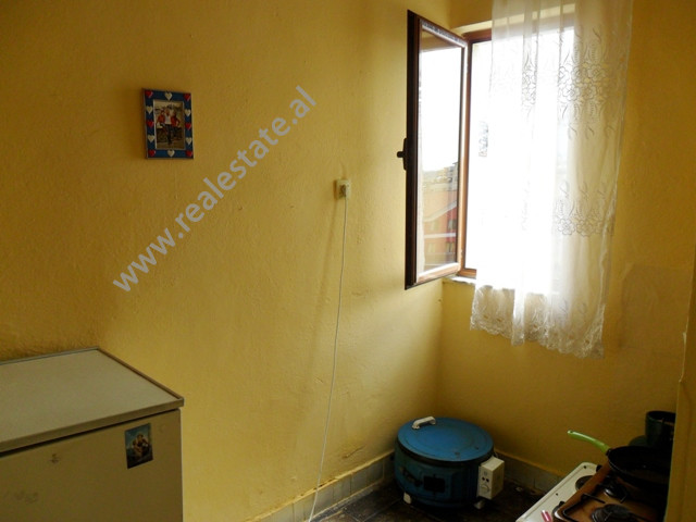 Ein-zimmer-wohnung zum verkauf in der muhamet gjollesha straße in Tirana, albanien (trs-516-26b)