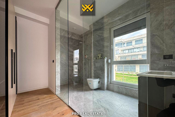 Appartement terrasse 116,8m² + 51,1m² à louer dans le quartier marigona hill