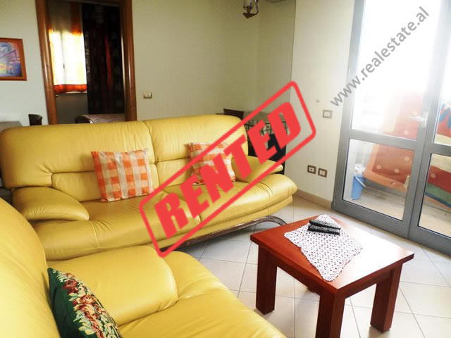 Apartamento de un dormitorio en alquiler en la zona zogu zi en Tirana, albania (trr-316-60b)