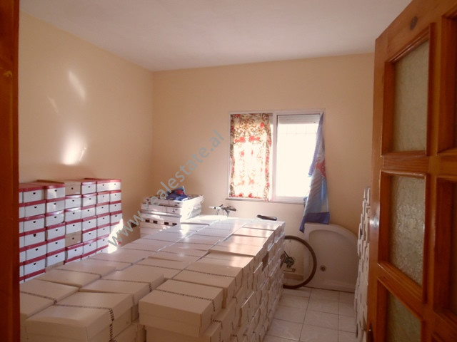Three storey villa for rent in artan lenja street in Tirana, albania (trr-216-27k) (4)