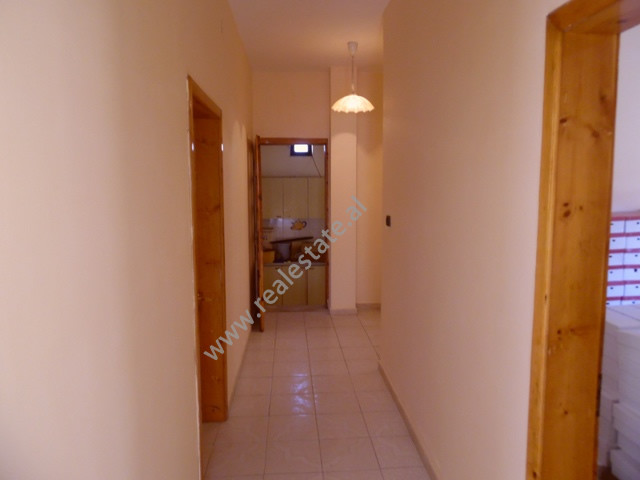 Three storey villa for rent in artan lenja street in Tirana, albania (trr-216-27k) (5)