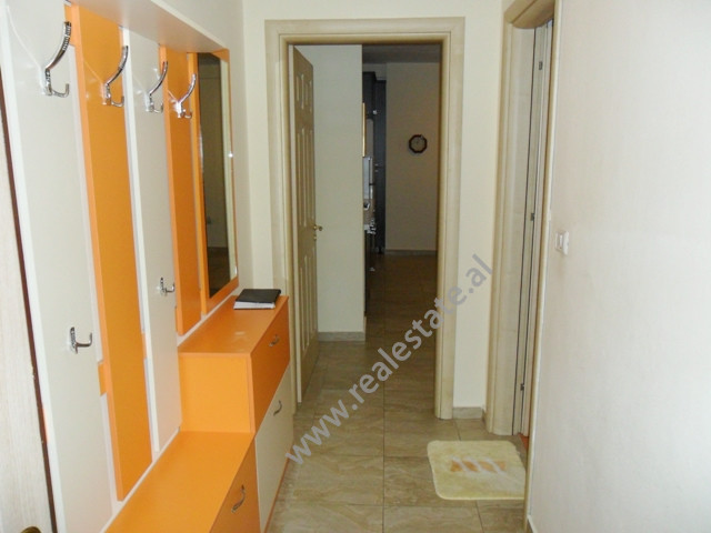 Appartement une chambre à louer à Tirana, près du botanik garden, albanie (trr-116-14b)