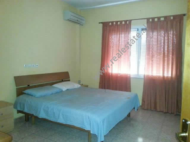 Apartamento de três quartos para alugar perto do centro de Tirana, albânia (trr-1215-53b) (4)