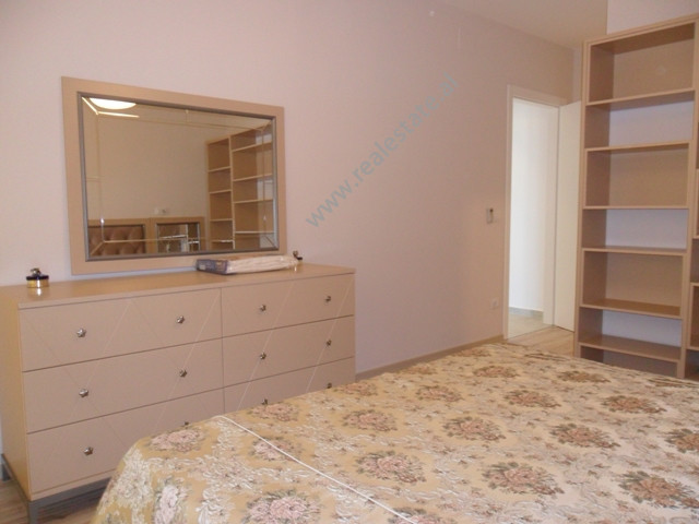 Apartament modern për qira në Tiranë, pranë stadiumit air albania
