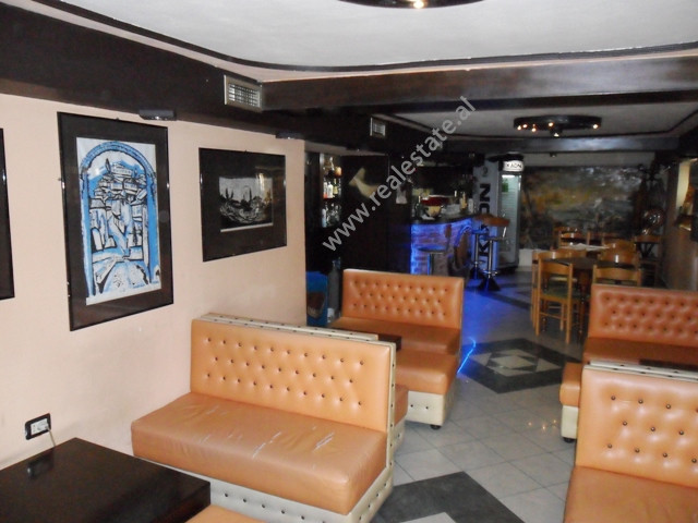 Kaffeebar zum verkauf in der Durrës-straße in Tirana, albanien (trs-315-28b)