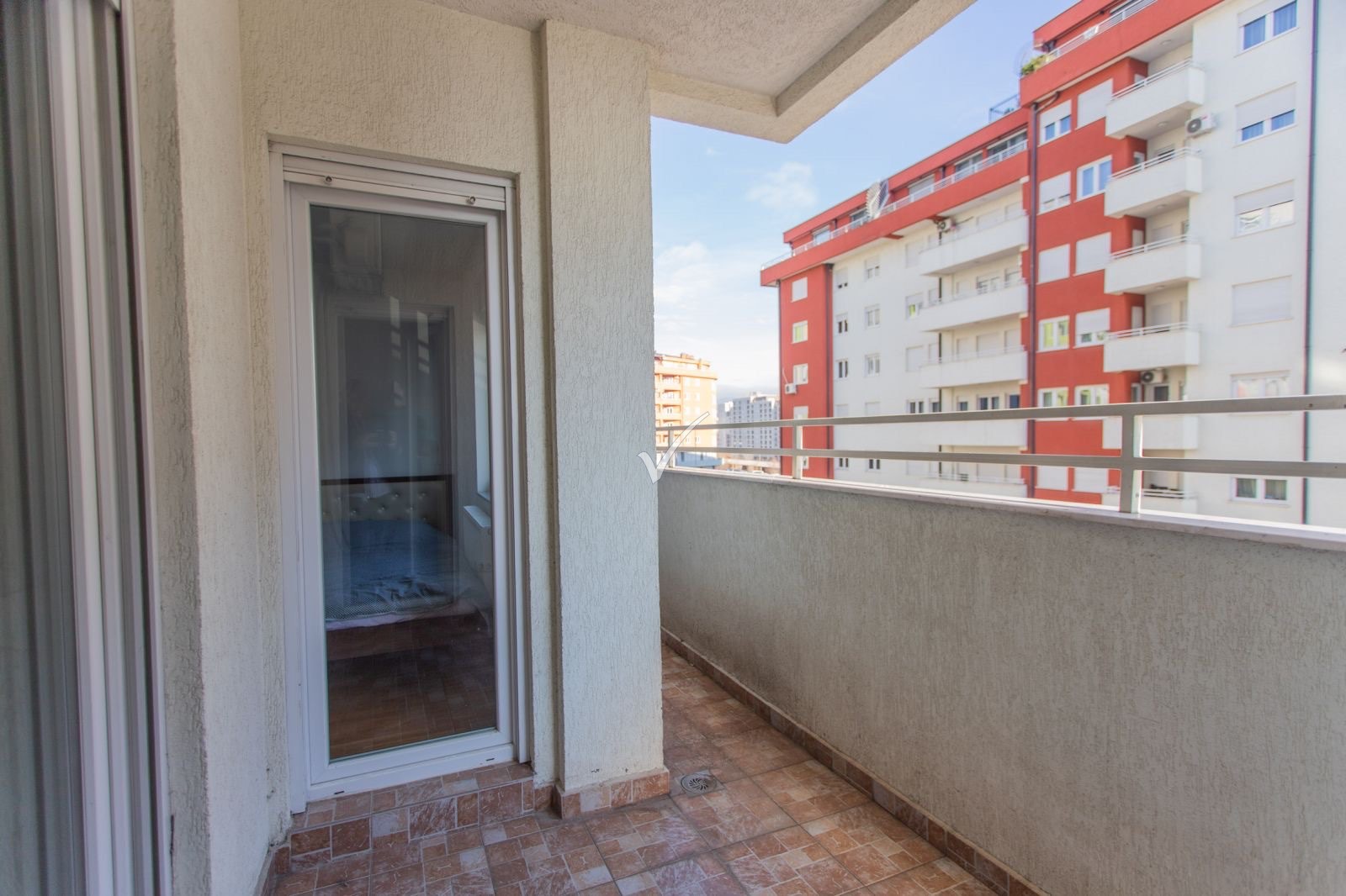 Piso en alquiler 2+1 en Arbëri (dragodan)