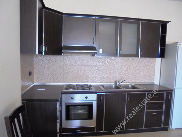 Apartament me dy dhoma gjumi për qira në rrugën don bosko në Tiranë