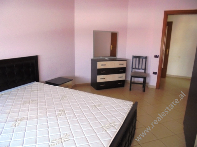 Apartament me dy dhoma gjumi për qira në rrugën don bosko në Tiranë