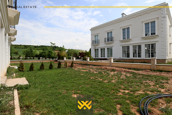 House 225m² for sale in bërnica.