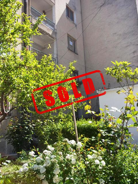 Apartamento de um quarto à venda na rua skenderbeu em Fier, (trs-412-1)