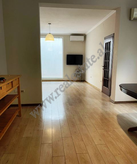 Vila për qira në rrugën ali visha në Tiranë