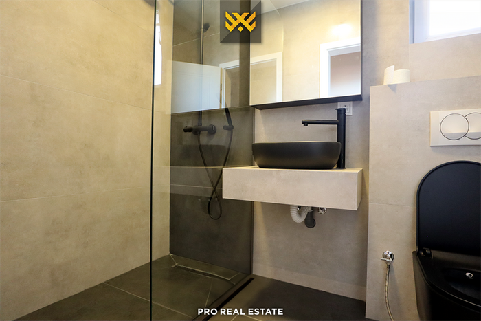 Apartamento de 109m² à venda em Veternik (8)
