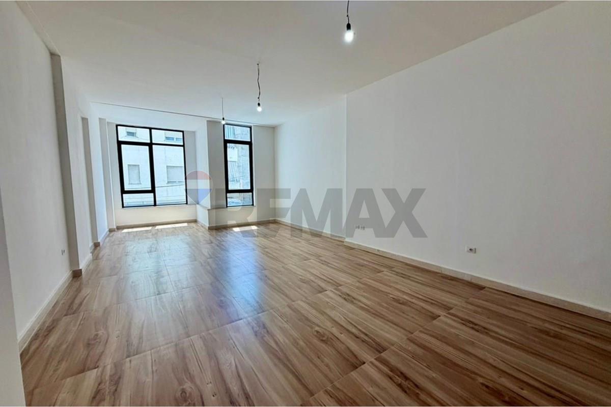 Ambient business for rent