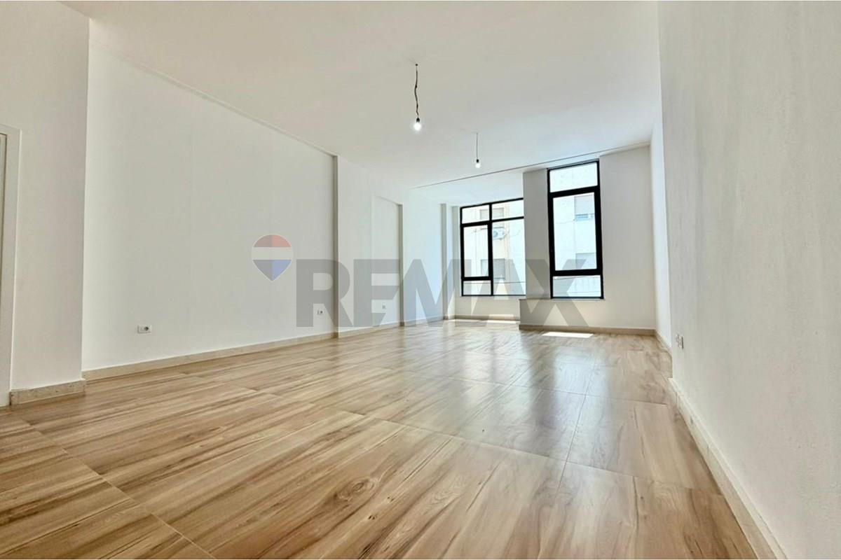 Ambient business for rent (2)