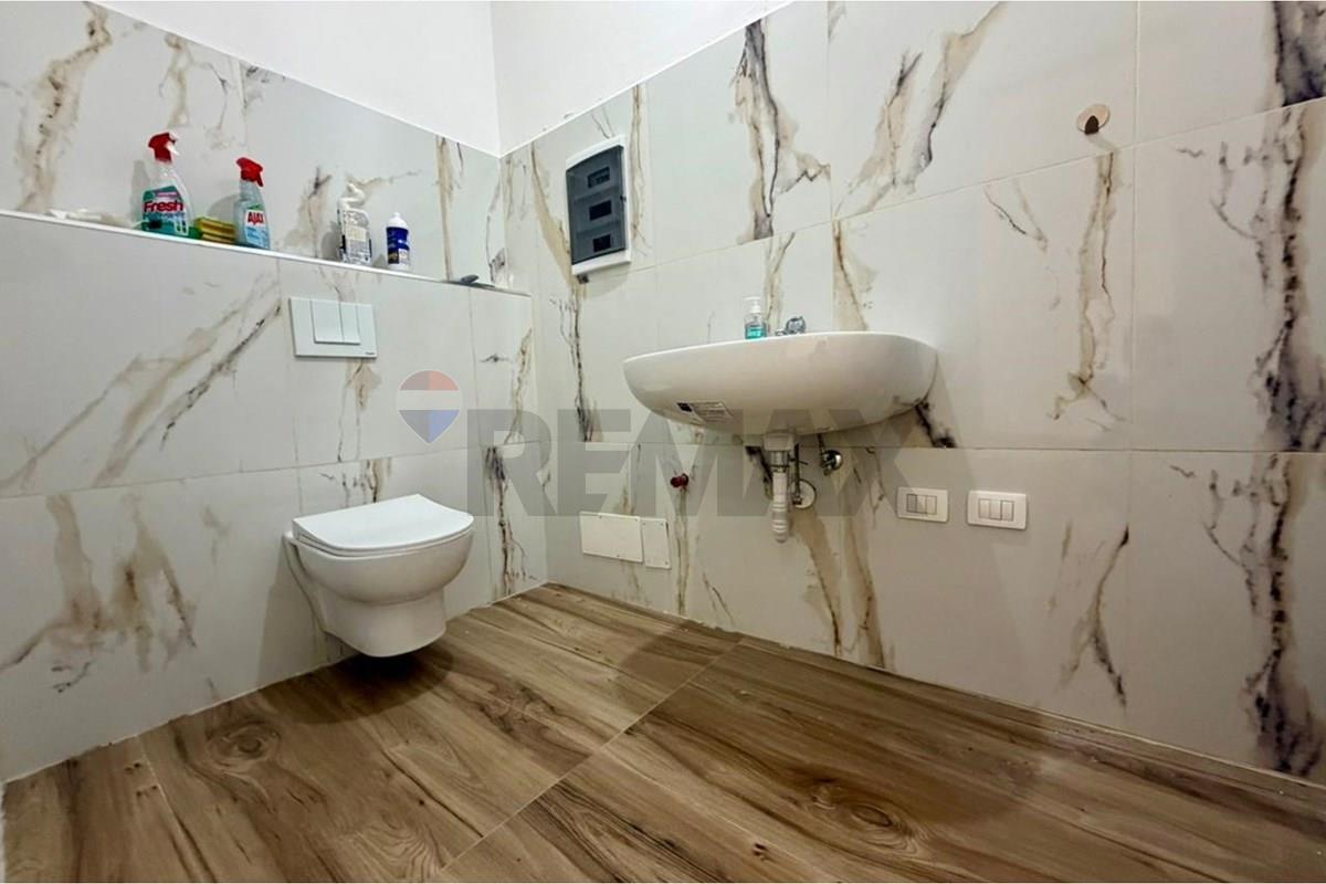 Ambient business for rent (8)