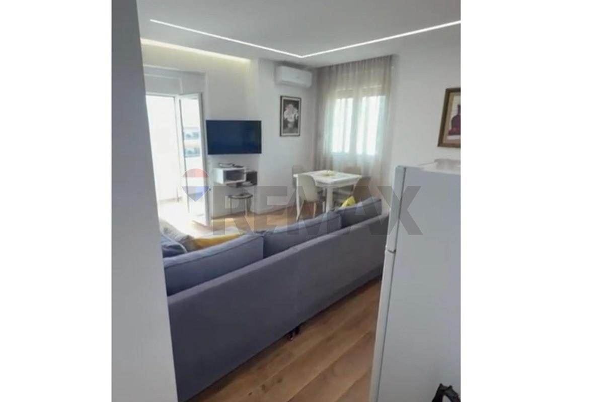 Apartamento 2+1 para alugar; 7º andar;