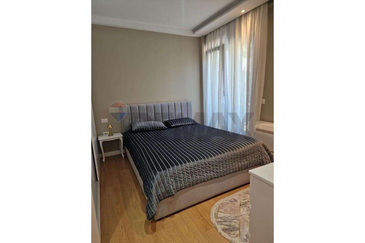 Varri i bamit, Tiranë