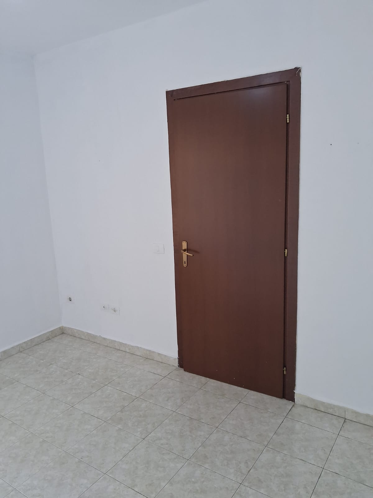 Louer | appartement 1 + 1 | ancien aérodrome | 400 €/mois (3)