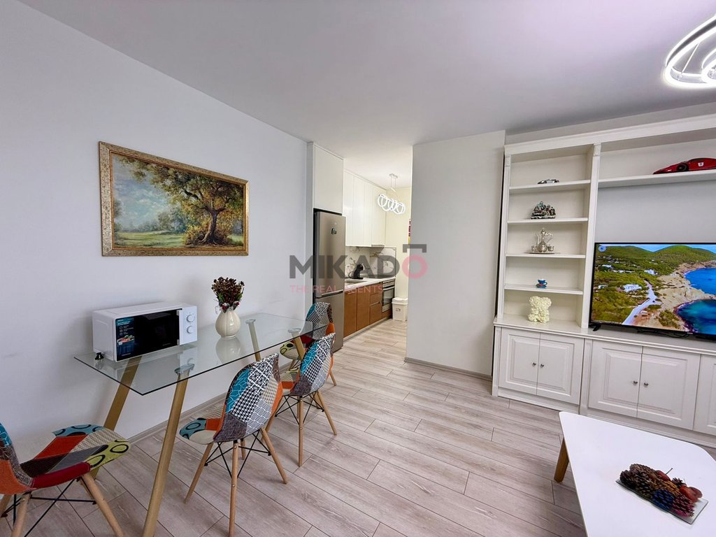 Apartamento de luxo 1+1 para alugar – Rruga e kosovareve!