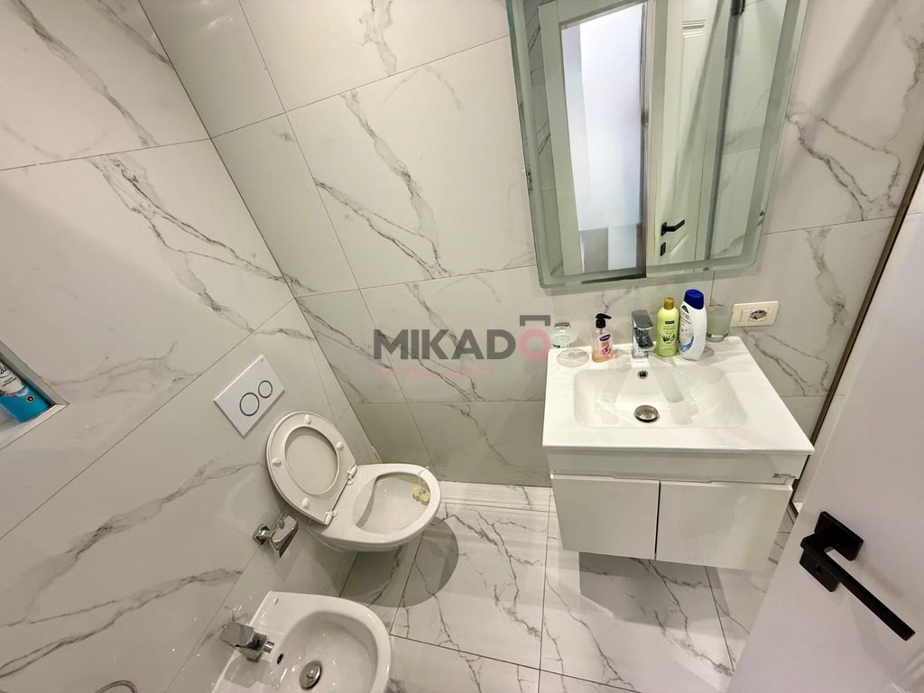 Apartamento de luxo 1+1 para alugar – Rruga e kosovareve!