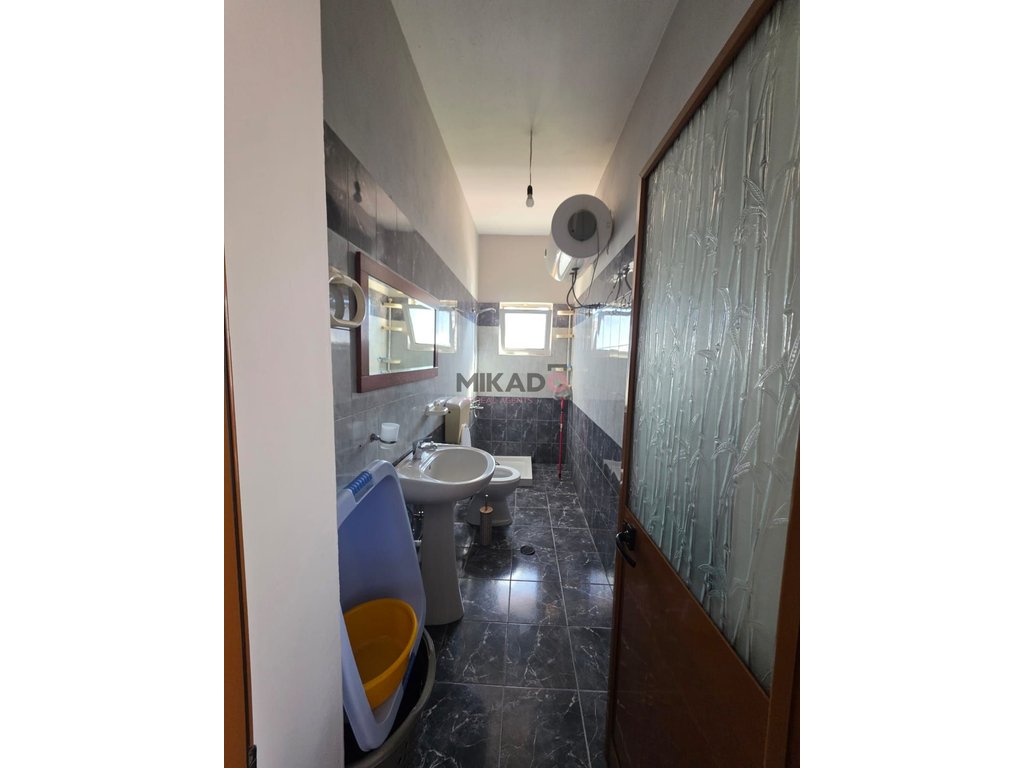 Duplex in affitto – Vicino all'ospedale americano 3!