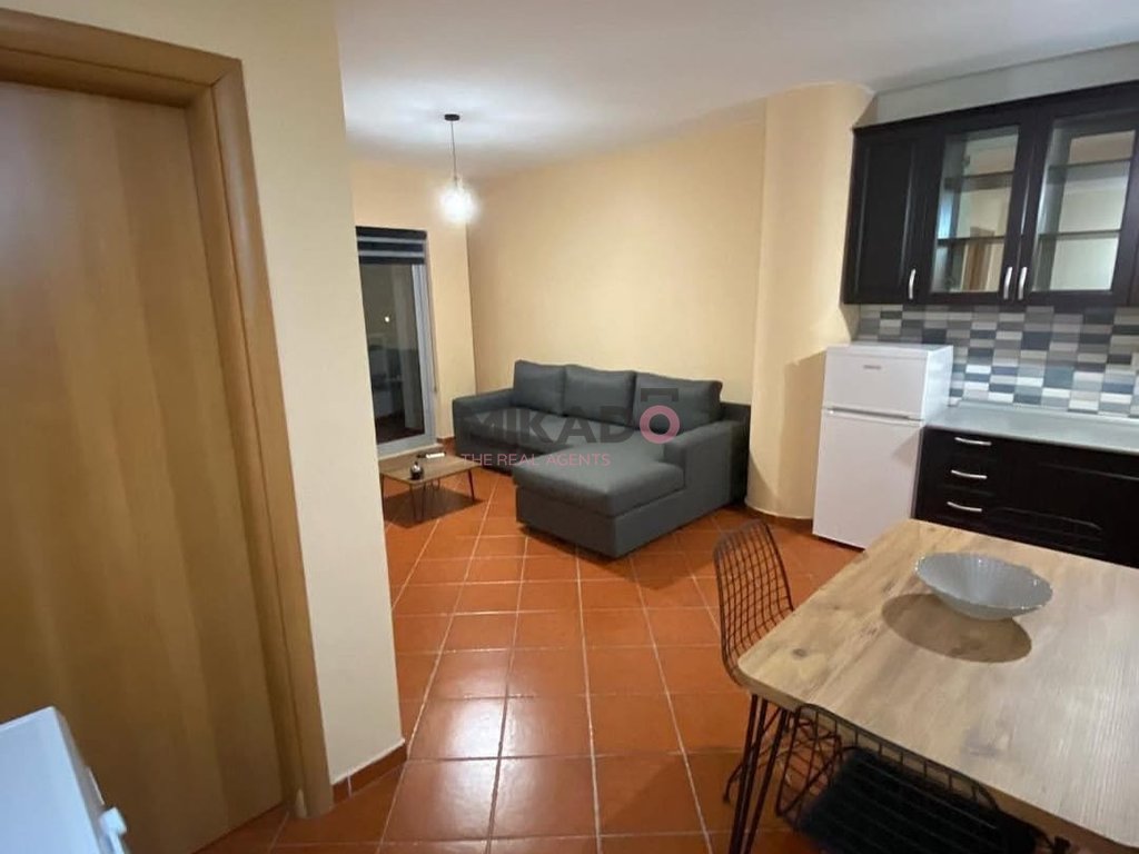 1+1 apartment for rent – Shigjeta building (view from lana)!