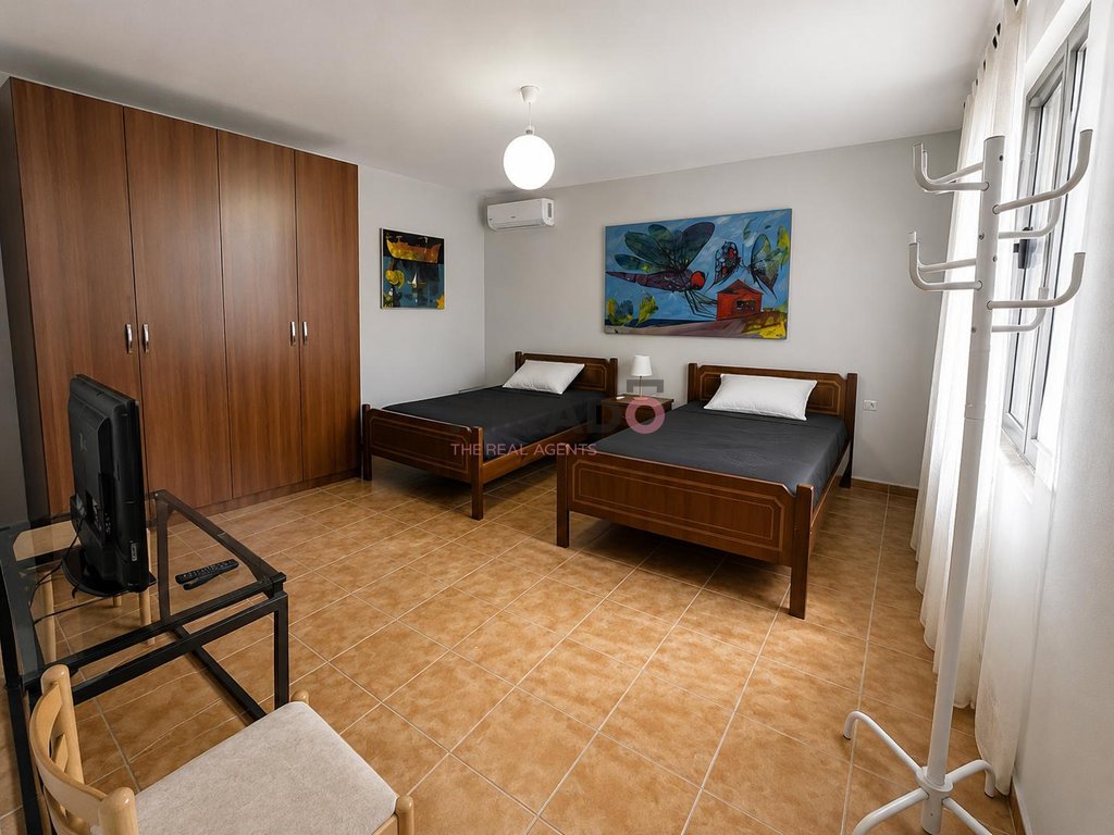 Casa de 1 andar para alugar - rua naum veqilharxhi, perto do venue bar!